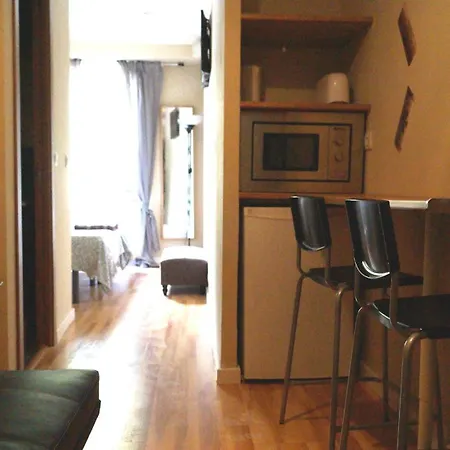 Good-home Paseo De Gracia Гостевой дом Барселона