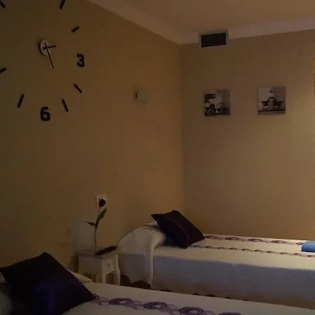 Guest house Good-home Paseo De Gracia 2*